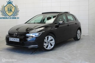 Volkswagen Golf Volkswagen Golf  1.5 eTSI DSG PANO NAVI Elect. stoel IQ LED - afbeelding nr 1