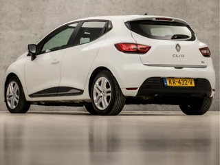 Renault Clio Renault Clio 0.9 TCe Sport (NAVIGATIE, LM VELGEN, CRUISE, SPORTSTOELEN, BASS REFLEX, ELEK RAMEN, NIEUWE APK, NIEUWSTAAT) - afbeelding nr 3
