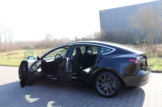 Tesla Model 3 Tesla Model 3 Long Range AWD 75 kWh dual motor autopilot panodak memoryseats met stoelverwarming v+a dab - afbeelding nr 40