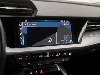 Audi A3 Automaat (APPLE CARPLAY, GROOT NAVI, CLIMATE, GETINT GLAS, SPORTSTOELEN, CRUISE, MATRIX LED, PARKEERSENSOREN, NIEUWSTAAT) - afbeelding nr 21