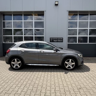 Mercedes-Benz GLA Mercedes-Benz GLA *trekhaak, pano dak* 180 AMG - afbeelding nr 3