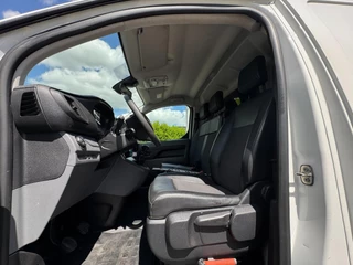 Peugeot Expert Peugeot Expert 2.0 BlueHDI 120 Standard Premium TREKHAAK / PDC V+A / CAMERA / NAVI / CARPLAY / SIDEBARS / CRUISE / 4-RIJMODUSSEN - afbeelding nr 13