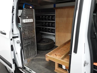 Ford Transit Custom Ford Transit Custom 131pk Automaat L1H1 Trend 2x Schuifdeur Trekhaak Cruise control Airco Euro6 3-zits - afbeelding nr 37
