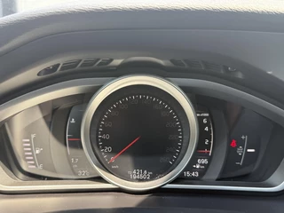 Volvo V40 Volvo V40 2.0 T2 Nordic+ Dealer Onderhouden,Pano,Leder,Navi,Camera,Pdc,Stoelverw,123pk,Clima,Cruise,Lm velgen,N.A.P,6 Bak,Apk tot 06-2026 - afbeelding nr 17