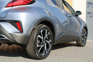 Toyota C-HR Toyota C-HR 2.0 Hybrid Style Luxury | JBL | Camera | Navi - afbeelding nr 19