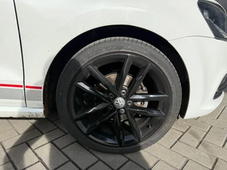 Volkswagen Polo Volkswagen Polo 1.2 TSI Comfortline R|Panorama|Beats|Camera|Stoelverwarming - afbeelding nr 14