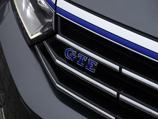 Volkswagen Passat Volkswagen Passat Variant TSI GTE 218PK DSG / Highline / R-Line / LED - afbeelding nr 41