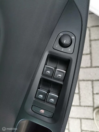 SEAT Leon Seat Leon ST 1.4 TSI FR 140PK/CRUISE/LED/DCC/PDC/MTF/TOPAUTO - afbeelding nr 28