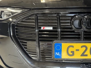 Audi e-tron Audi e-tron e-tron 50 quattro | SOH 88% |2x S-Line Black Edition 71 kWh | Pano | Afn. trekhaak | Carplay | Adaptive cruise | Stoelverwarming - afbeelding nr 18