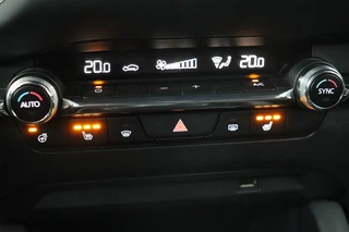 Mazda 3 Mazda 3 2.0 SkyActiv-X Comfort | Stoel & stuurverwarming | Head-Up | Adaptive cruise | Camera | Carplay | BOSE Sound | Full LED | Navigatie - afbeelding nr 24