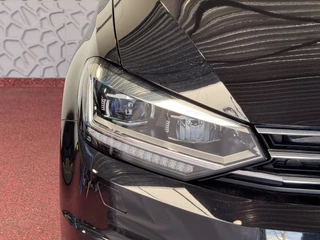 Volkswagen Touran Volkswagen Touran 1.5 TSI 150PK 7P CARPLAY NAVI CAMERA LED ELEK.KLEP VIR.COCKPIT DODE.HOEK DET. STOELVERW KEYLESS 7P 7PERS 10/2024 