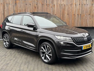 Škoda Kodiaq Skoda Kodiaq 1.5 TSI Sportline Automaat | Panoramadak | LED | Groot navigatiescherm | 20 inch lichtmetalen velgen | Stoelverwarming voor en achter | Trekhaak uitklapbaar | Adaptieve cruise control | Parkeersensoren voor en achter - afbeelding nr 39