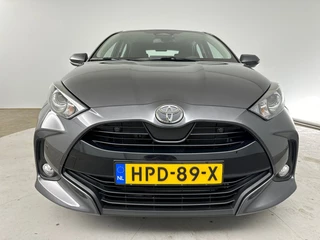 Toyota Yaris Toyota Yaris 1.5 Hybrid 115 Business | Parkeersensoren voor + achter | Stuurverwarming | Stoelverwarming - afbeelding nr 29