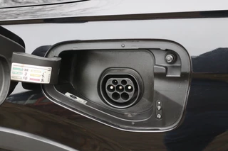 Volkswagen Tiguan Pano/IQ.Light/DCC/Keyless/Camera/Dodehoek/20