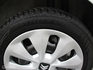 Citroën C1 Citroen C1 1.0 VTi Feel - afbeelding nr 6