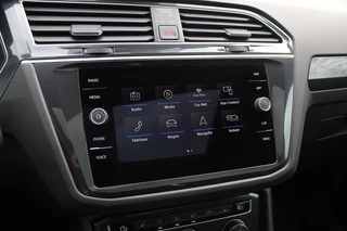 Volkswagen Tiguan Allspace Volkswagen Tiguan Allspace 1.5 TSI Highline Business R 7p. / Panoramadak / Camera / 20'' / Virtual Cockpit / DAB / Stoelverwarming / ACC / Spiegelpakket - afbeelding nr 20