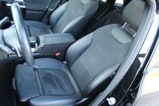 Mercedes-Benz GLA Mercedes GLA-klasse 250 e AMG/Pano/Night/Sfeer/Camera/Trekh - afbeelding nr 13