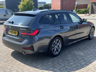 BMW 3 Serie BMW 3 Serie Touring 320d Automaat 190 pk High Executive Edition Navi Adaptieve Cruise Control Life Cockpit Prof Sportstoelen Leer Stoelverwarming DAB Led Koplampen  Extra Getint Glas Parkeersensoren NL Auto BTW - afbeelding nr 6