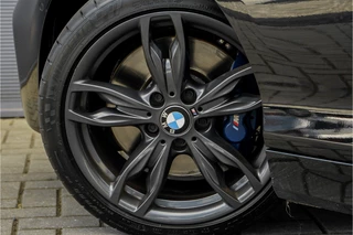 BMW 1 Serie BMW 1 Serie M140i Shadow Schuifdak H/K Stuurverw Camera CarPlay Leer - afbeelding nr 17