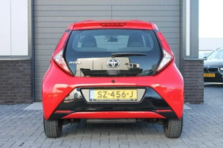 Toyota Aygo Toyota Aygo 1.0 VVT-i x-play - Automaat - All Seasonbanden - afbeelding nr 11