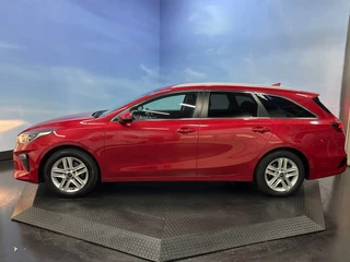 Kia Ceed Sportswagon Kia Ceed Sportswagon 1.0 T-GDi DynamicPlusLine Navi | Clima |Camera |Stoel / Stuur verwarming | Trekhaak - afbeelding nr 2