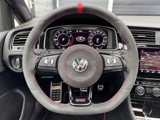 Volkswagen Golf Volkswagen Golf 2.0 TSI GTI Performance Pano Alcantara Virtual - afbeelding nr 24