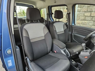 Renault Kangoo Renault Kangoo Family 1.2 TCe Limited Airco, Trekhaak - afbeelding nr 18