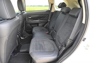 Mitsubishi Outlander Mitsubishi Outlander 2.4 PHEV Intense - afbeelding nr 29