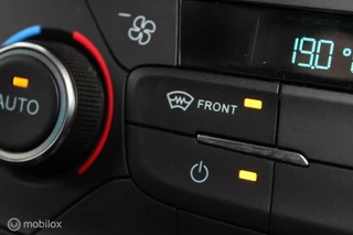 Ford Focus Ford Focus Wagon 1.0 Titanium|125Pk|Navi|Trekhaak|Boekje|Nap - afbeelding nr 32