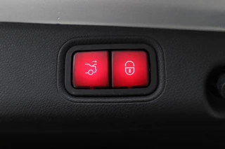 Mercedes-Benz E-Klasse Mercedes-Benz E-klasse 350e Luxury | Dealer onderhouden |  Adaptive cruise | Nappaleder | Luchtvering | Stoelverwarming | 360 camera | Burmester Surround | Memory | Sfeerverlichting - afbeelding nr 29