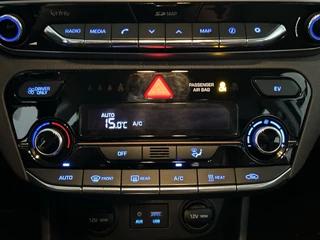 Hyundai IONIQ Hyundai IONIQ Comfort EV | Achteruitrijcamera | Cruise control | Rijstrooksensor | Soh (batterijcheck) 90,4 % - afbeelding nr 16