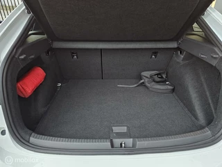 Volkswagen Taigo Volkswagen Taigo 1.5 TSI R-Line Panorama/IQ Light/Beats/ACC - afbeelding nr 32