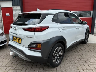 Hyundai Kona Hyundai Kona 1.6 GDI HEV Fashion AUTOMAAT / TREKHAAK / CAMERA / KEYLESS / CARPLAY / NAVI / CLIMA / PDC / ACC / NL-AUTO - afbeelding nr 2