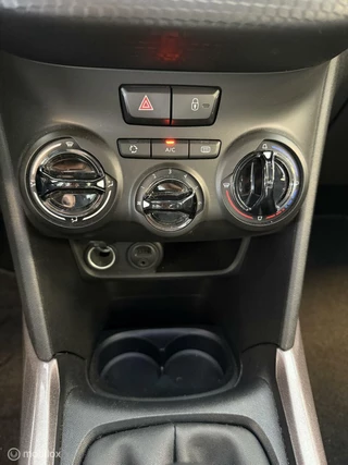Peugeot 2008 Peugeot 2008 1.2 PureTech Blue Lion - afbeelding nr 14