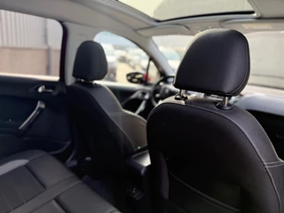 Peugeot 2008 Peugeot 2008 1.2 PureTech Allure - afbeelding nr 24