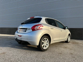 Peugeot 208 Peugeot 208 1.2 PureTech Style/Airco/NAP/navi/LM-velgen/dealer ondh/2 sleutels - afbeelding nr 14