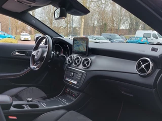 Mercedes-Benz GLA Mercedes-Benz GLA 180 122pk Automaat Business Solution AMG | Origineel NL | Navi | Clima | Cruise | Keyless Entry | Pdc V+A+Assist+Camera | Licht+Regensensor | Stoelverwarming | 18''lm - afbeelding nr 35