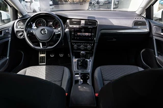Volkswagen Golf Volkswagen Golf 1.0 TSI Join|LED|STOELVW|17''|NAVI|PDC|BT - afbeelding nr 8