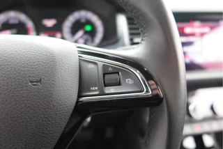 Škoda Kodiaq LED, PDC , Navi, Cruisecontrol, Stoelverwarming , Carplay, Trekhaak . Achteruitrijcamera ,Canton Audio ,LMV,  etc - afbeelding nr 38