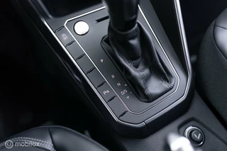 Volkswagen Polo Volkswagen Polo 1.0 TSI Highline DSG VIRTUAL LED ACC NAVI - afbeelding nr 24