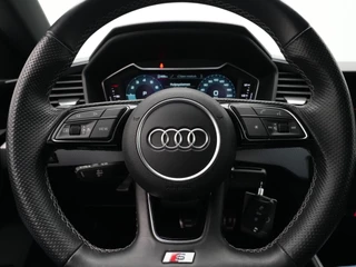 Audi A1 Sportback Audi A1 Sportback 25 TFSI 95pk S-tronic S-line 17