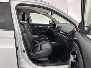 Mitsubishi Outlander Aut. * FULL-LEATHER | KEYLESS | ROCKFORD-AUDIO | FULL-LED | TOPVIEW-CAMERA | NAVI-FULLMAP | SHIFT-PADDLES | ECC | PDC | CRUISE | DAB+ | COMFORT-SEATS | 18''ALU* - afbeelding nr 11