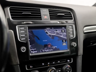 Volkswagen Golf 204Pk Automaat (APPLE CARPLAY, NAVIGATIE, CLIMATE, PARKEERSENSOREN, LED KOPLAMPEN, GETINT GLAS, SPORTSTOELEN, ZWART HEMEL, CRUISE, NIEUWE APK, NIEUWSTAAT) - afbeelding nr 24