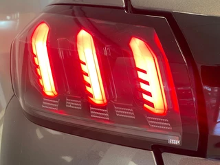 Peugeot 208 Peugeot 208 1.2 PureTech 100 GT | LED | NAVI | CAMERA | CAR PLAY | - afbeelding nr 38