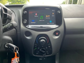 Toyota Aygo Toyota Aygo 1.0 VVT-I X-PLAY / AIRCO / CAMERA / NAVI / BLUETOOTH - afbeelding nr 12