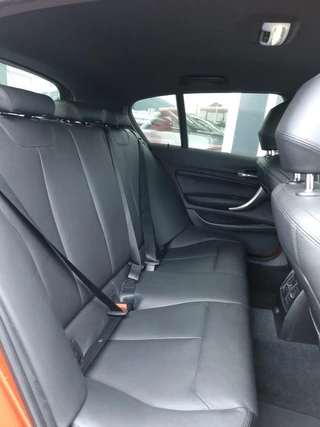 BMW 1 Serie BMW 1-serie 125i M Sport Edition| Stoelverwarming | Navi | LED | 218 Pk | - afbeelding nr 30