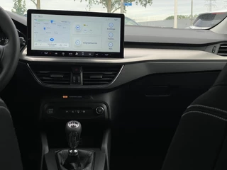 Ford Focus Ford Focus Wagon 1.0 EcoBoost Hybrid Titanium 125pk | SYNC 4 Navigatie | Full LED | Draadloos Apple Carplay/Android auto | 16 inch Lichtmetaal - afbeelding nr 19