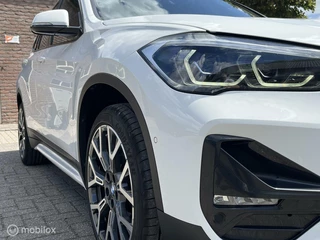BMW X1 BMW X1 sDrive20i High Executive Edition Head-Up Dak Camera - afbeelding nr 22