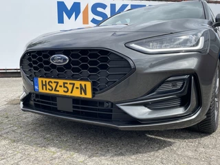 Ford Focus Ford Focus Wagon 1.0 EBH ST Line automaat 155pk - afbeelding nr 2