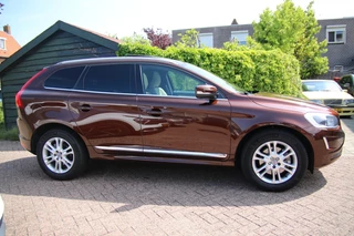 Volvo XC60 Volvo XC60 2.0 T5 FWD Summum - afbeelding nr 2